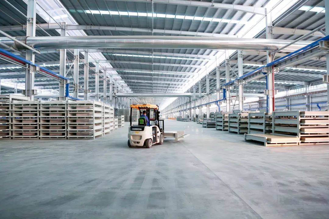 匠心智造丨帶你走近薩米特新型建材生產(chǎn)基地